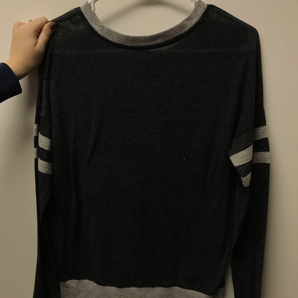 Grey Aeropostale long sleeve